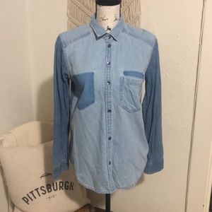 American Eagle Denim Button Up